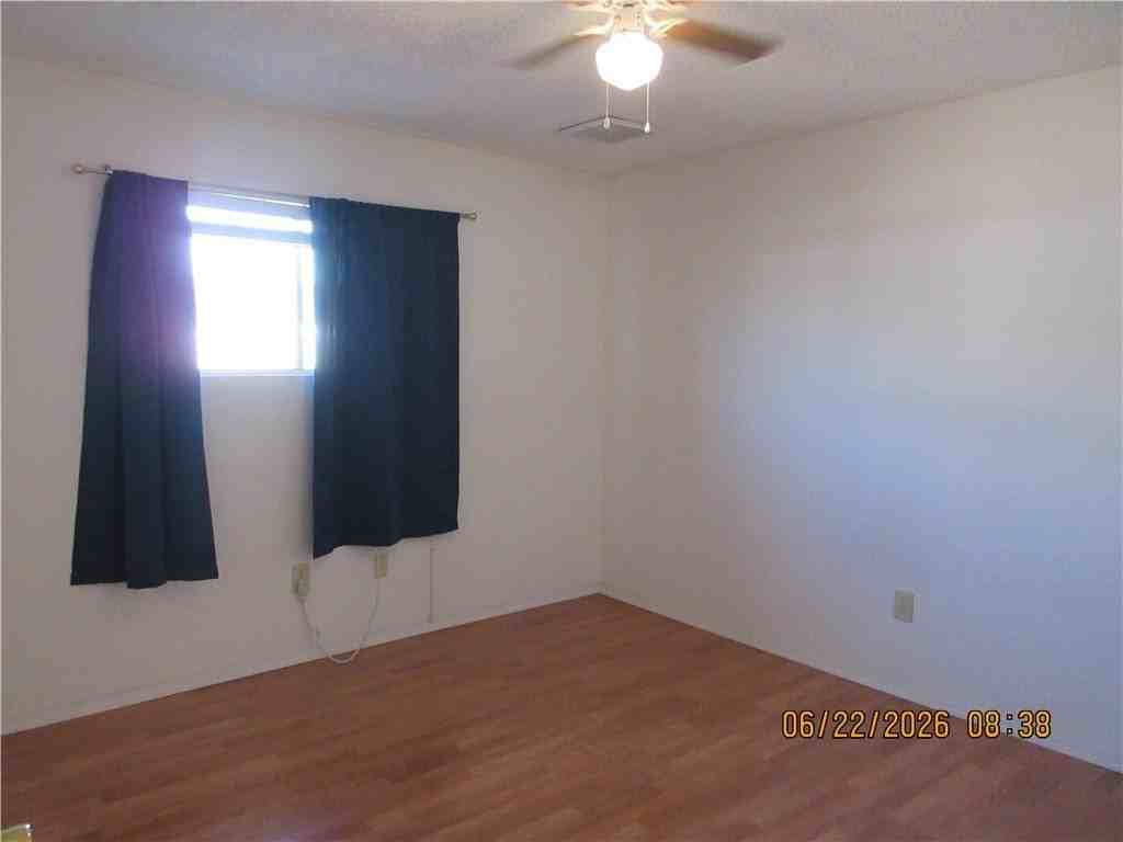3096 E Butler Ave - Photo 7 of 9