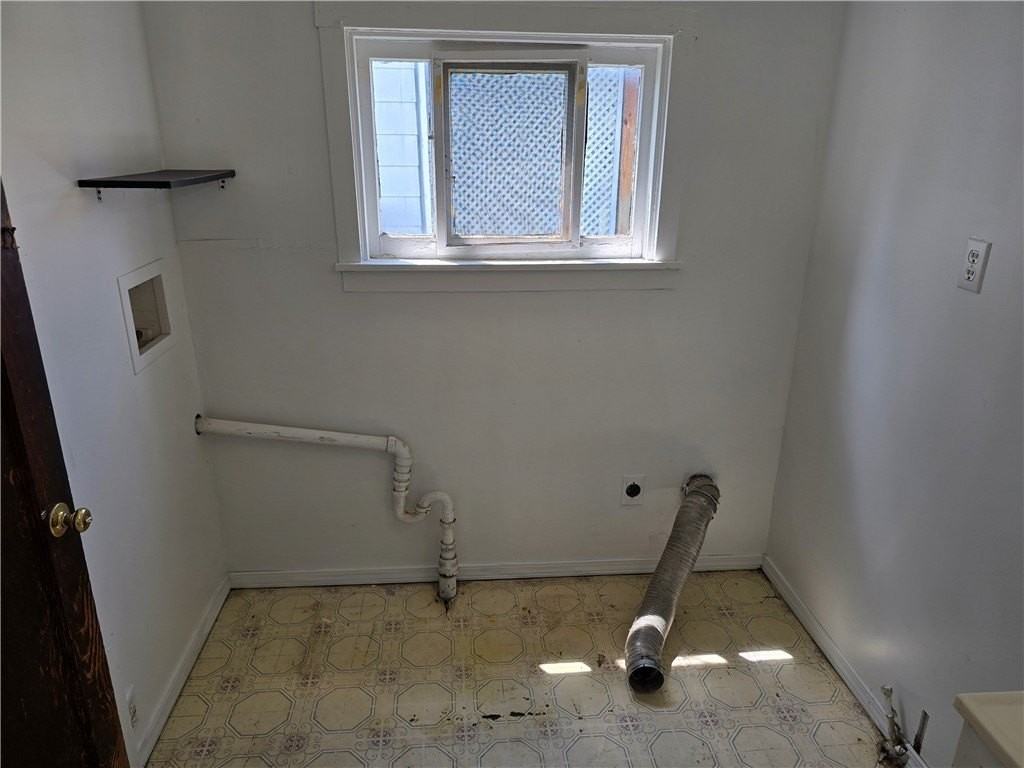 408 New Castle St - Photo 7 of 10