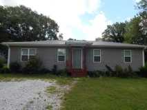 104 Leah Dr - Photo 1 of 1