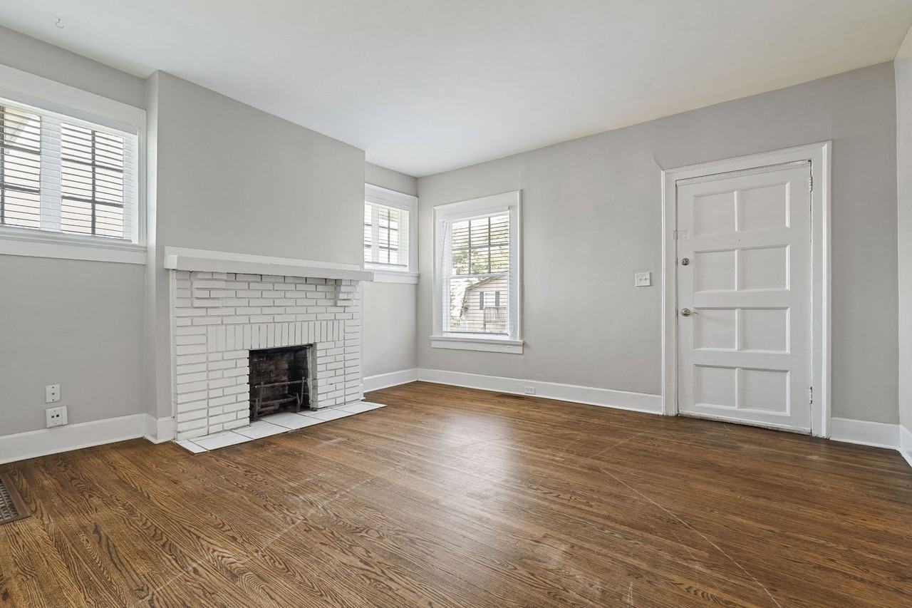 1329 16th Ave S - Photo 2 of 35