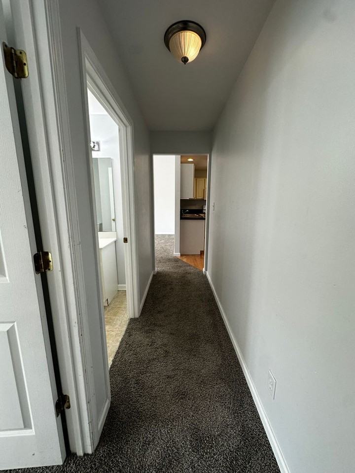 1643 Wood Song Ln - Photo 6 of 39