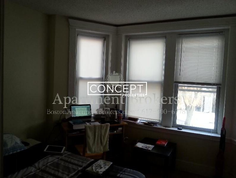 171 Hemenway St #17 - Photo 5 of 10