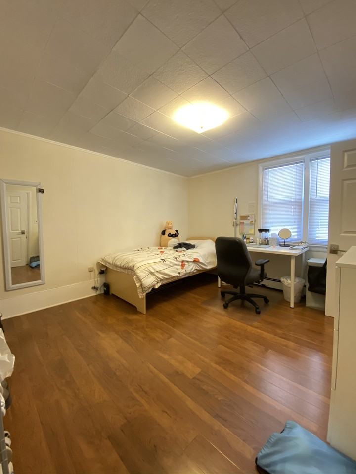 52 Boylston St #3 - Photo 5 of 13