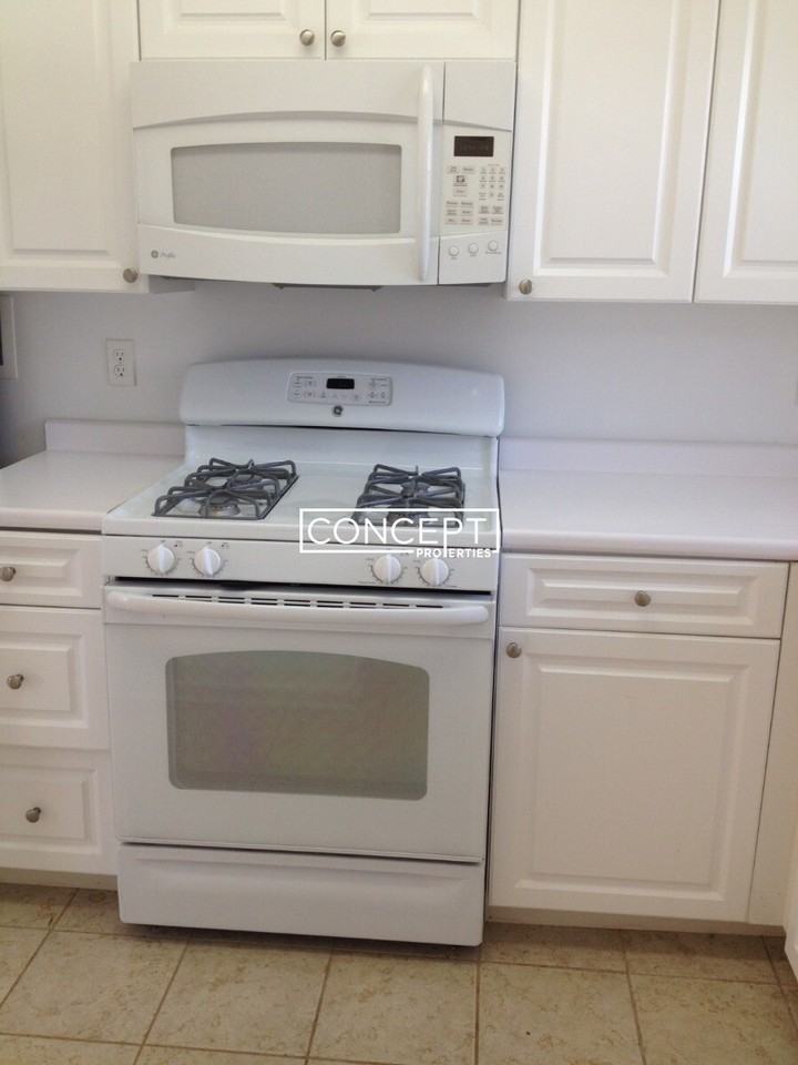 102 Gerry Rd #G102 - Photo 2 of 9