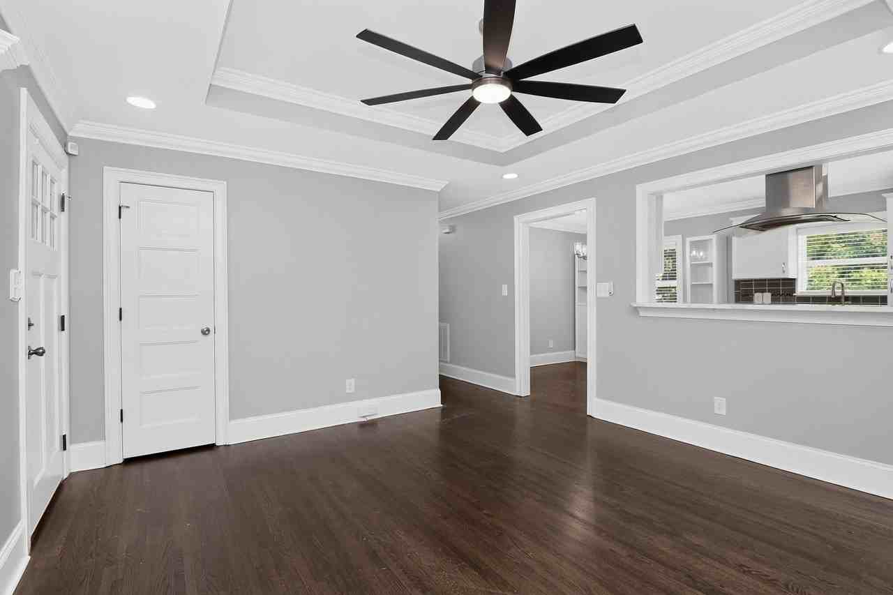 3945 Winfield Dr - Photo 3 of 19