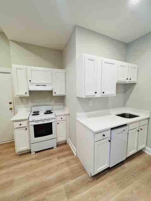 41 Hemenway St #2