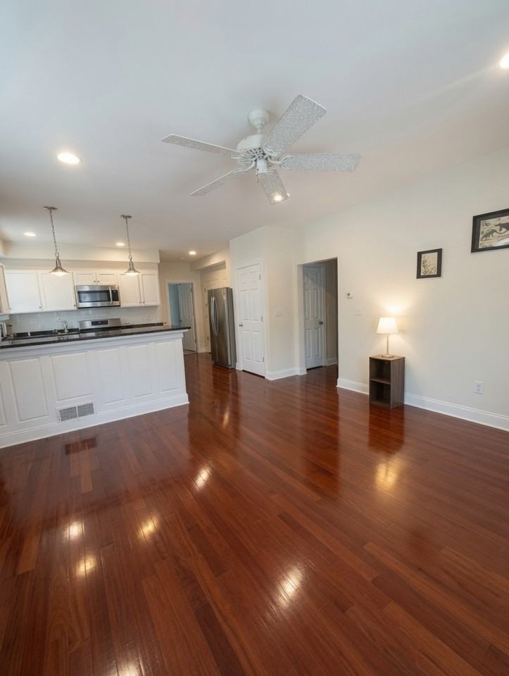 14 Duval St #1 - Photo 7 of 13