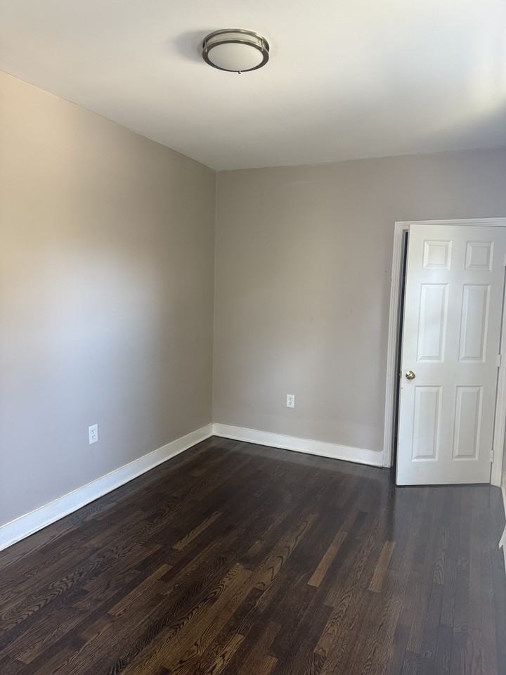95 Willowwood St #3 - Photo 2 of 5
