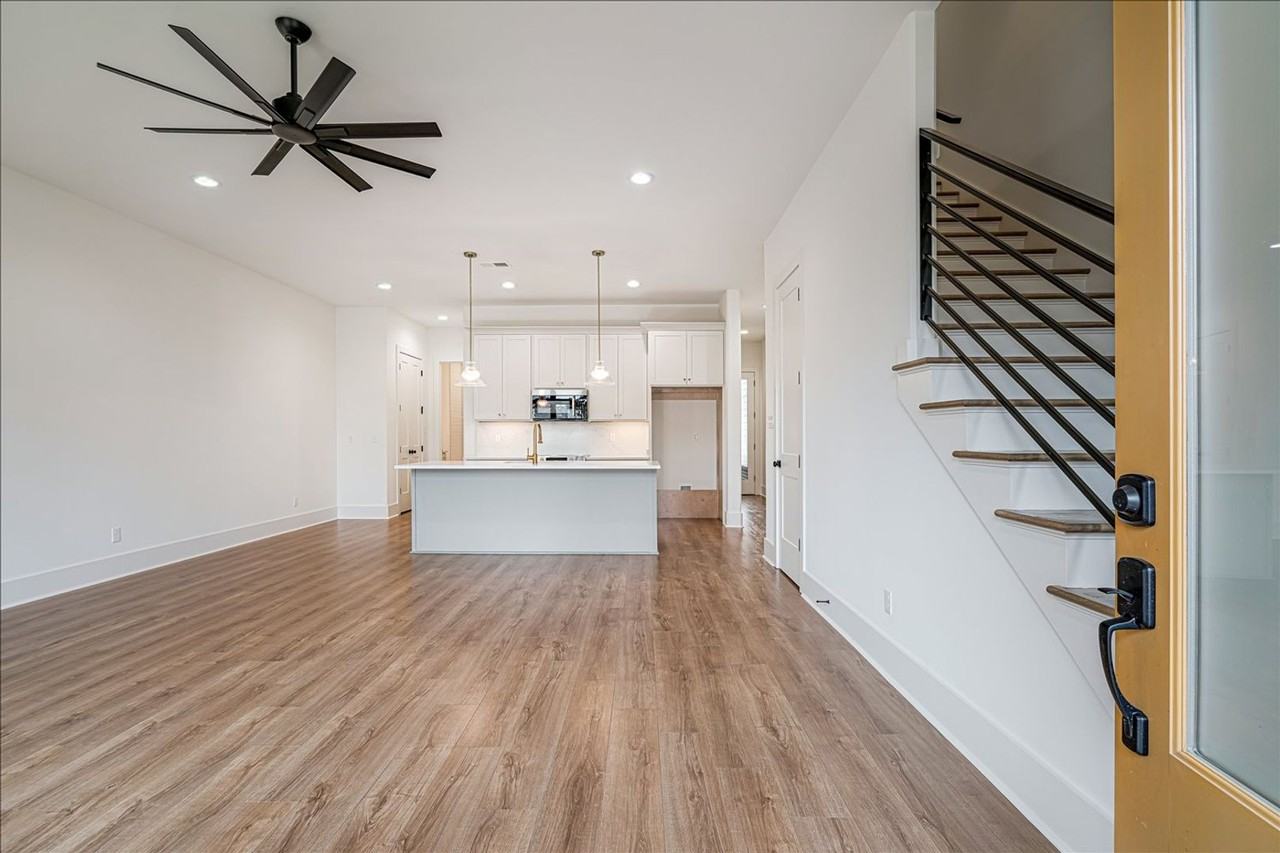 5472 Park Ave - Photo 3 of 26
