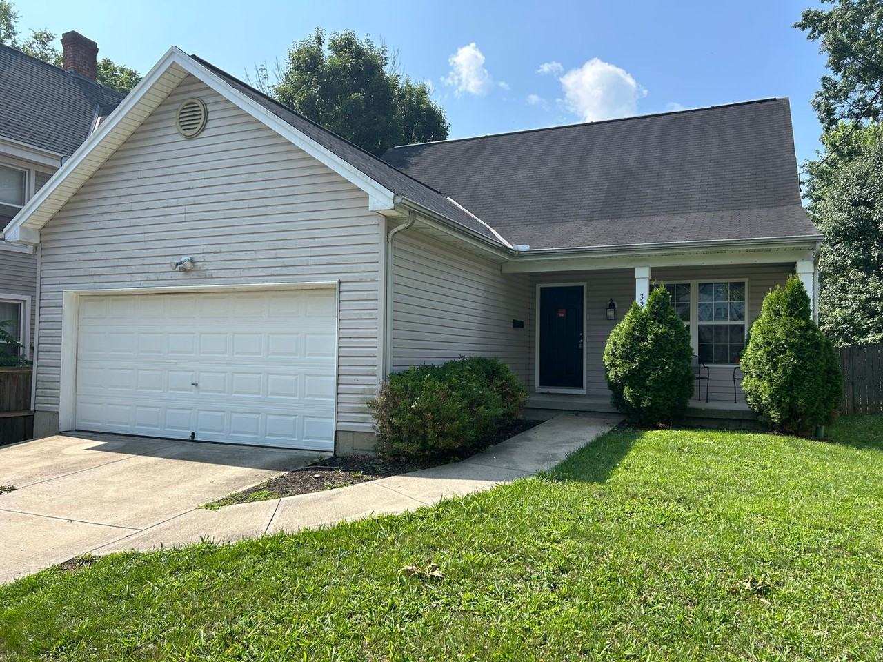 3217 Daytona Ave - Photo 2 of 18