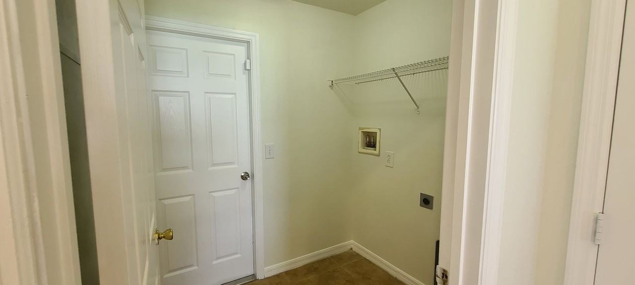 3109 Turnberry Blvd - Photo 7 of 22