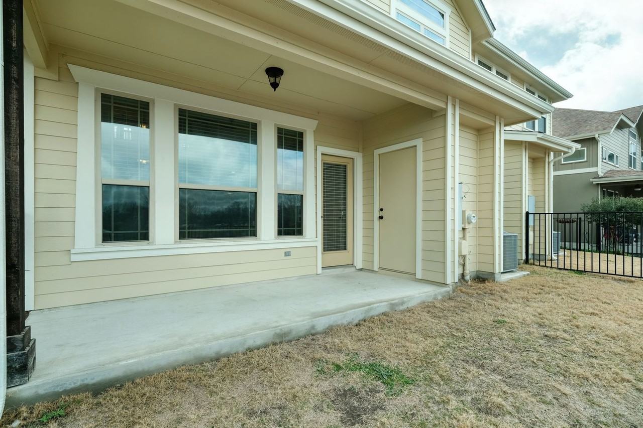 7320 Easy Wind Dr - Photo 3 of 12