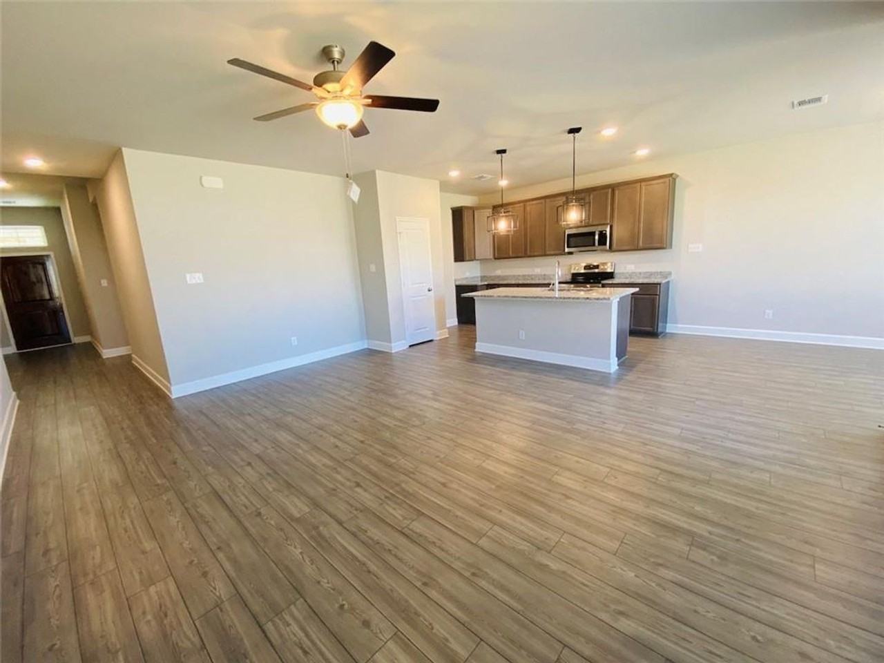 5754 Red Fish Ct - Photo 6 of 31