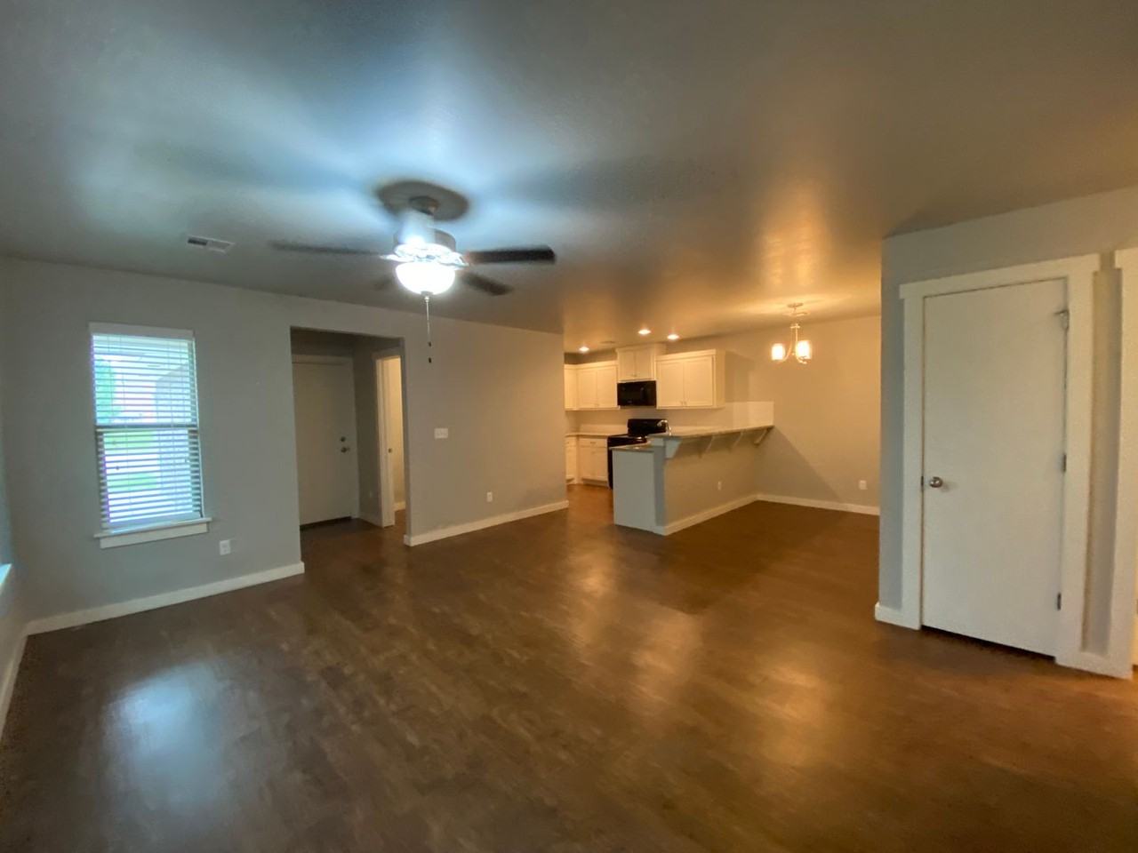1407 Macalpine St - Photo 6 of 19