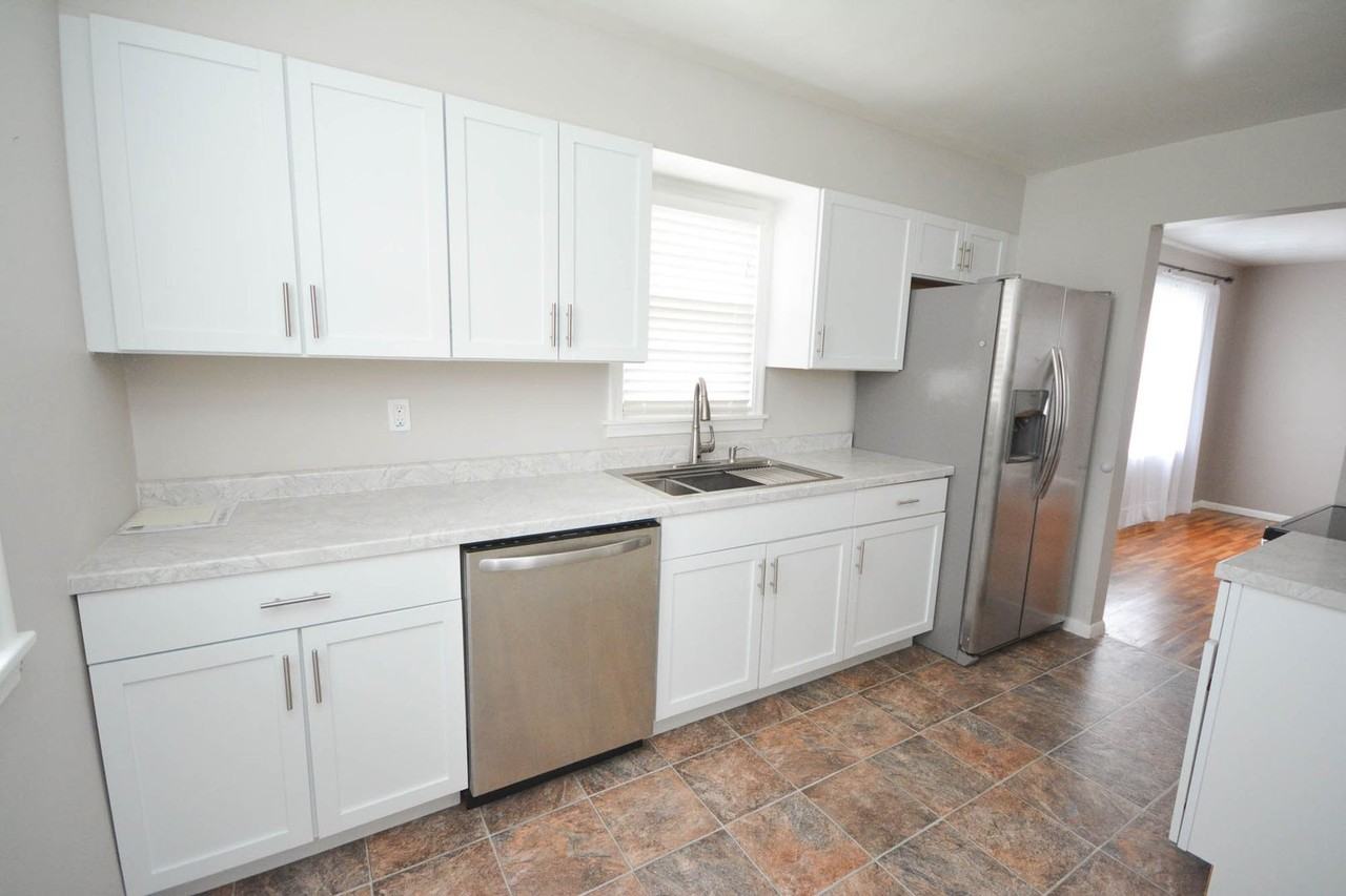 316 18 1/2 Ave Sw - Photo 5 of 18