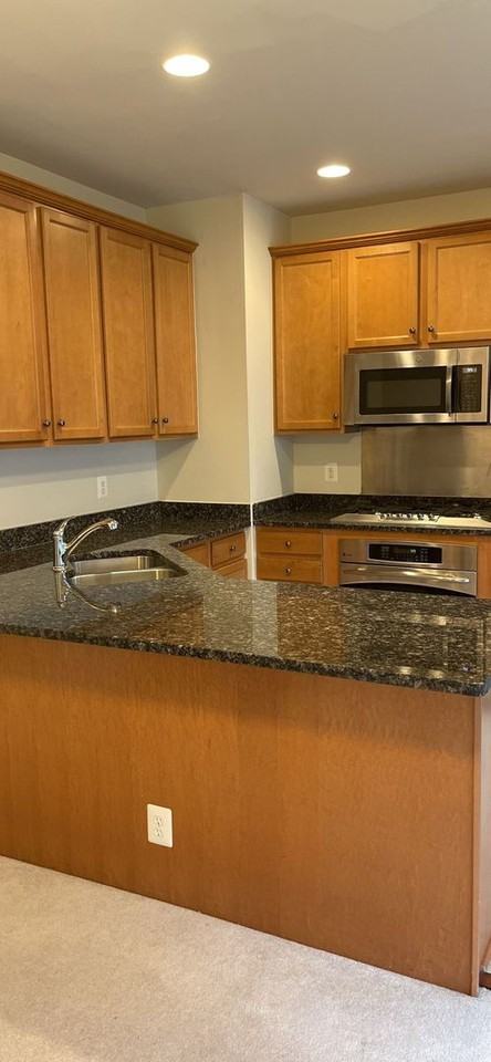 2161 Oberlin Dr - Photo 2 of 9