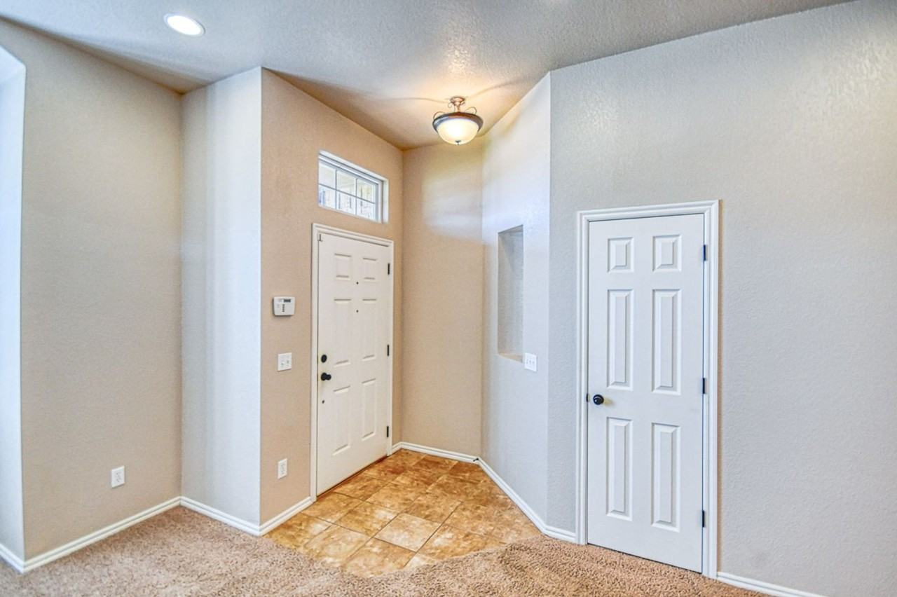 329 Tecumseh Meadows Dr - Photo 4 of 35