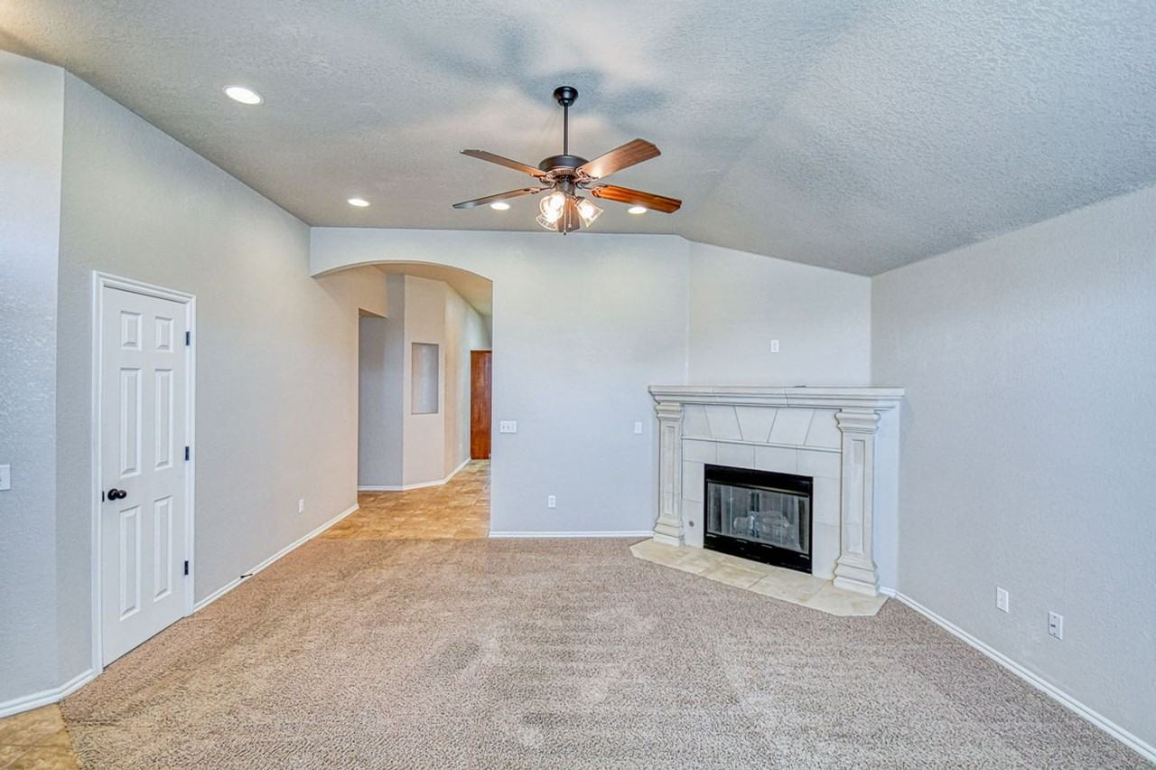 329 Tecumseh Meadows Dr - Photo 6 of 35
