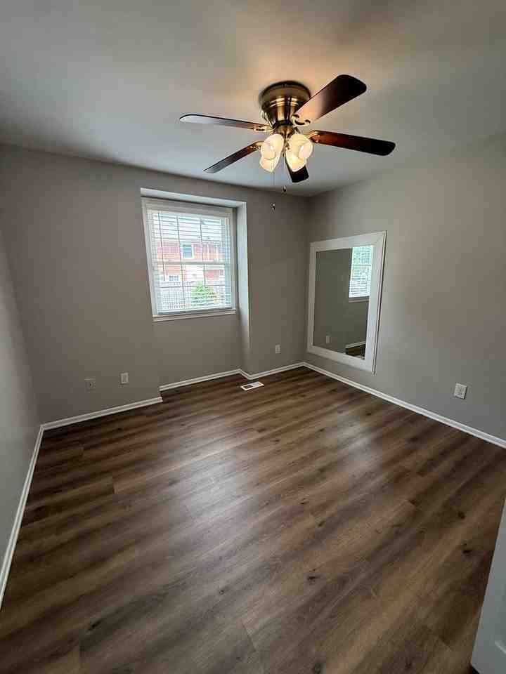 8320 Knights Bridge Rd - Photo 2 of 21