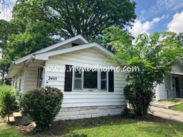 featured image of 2405 Poinsette Dr
