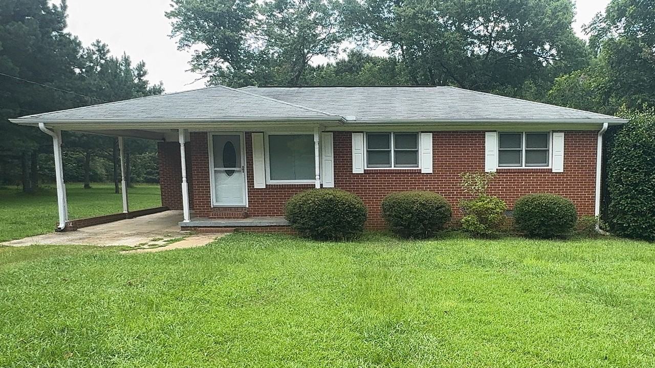 206 Webb Rd