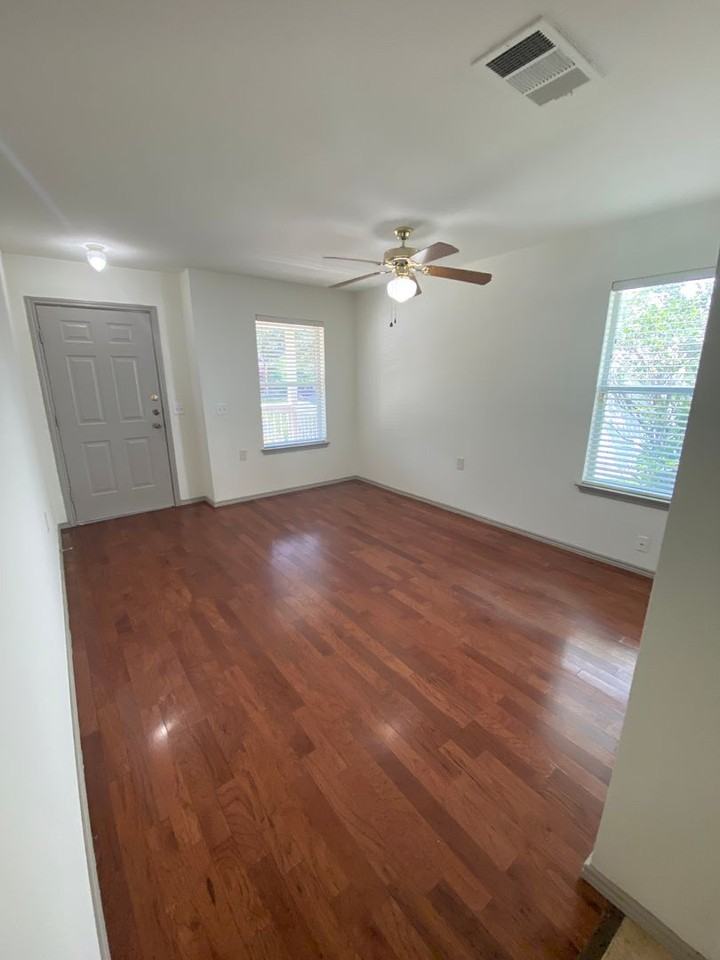 1141 Emmitt Run - Photo 6 of 20