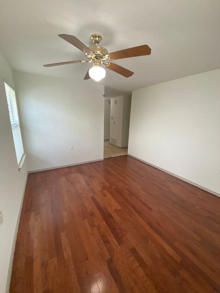 1141 Emmitt Run - Photo 7 of 20