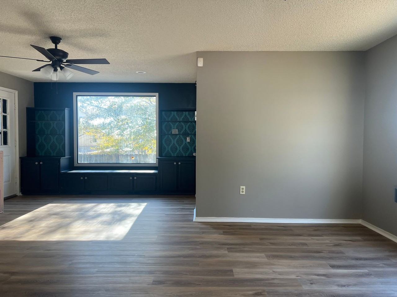 104 Belmont Dr - Photo 2 of 22