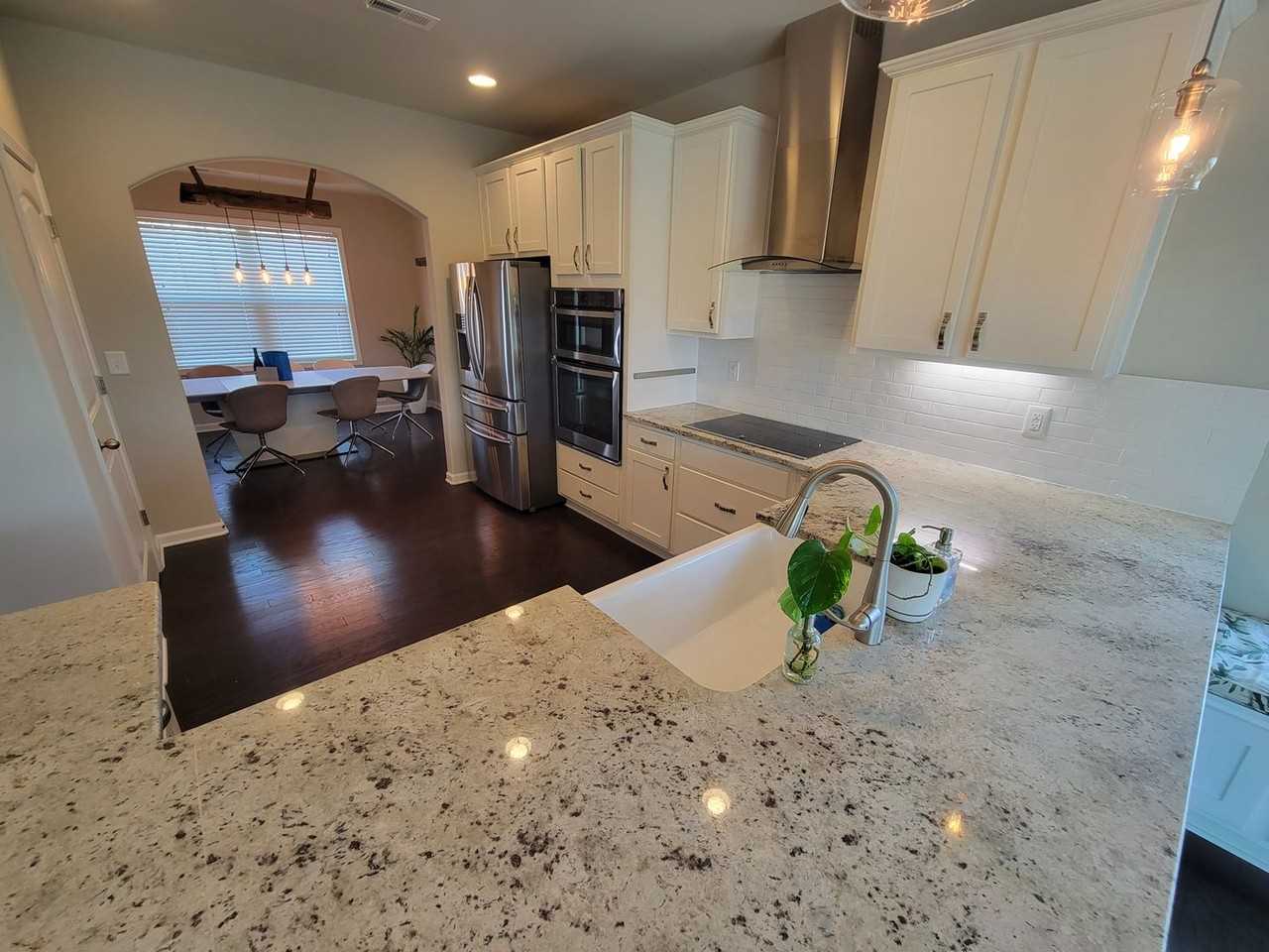 416 Jones Peak Dr - Photo 4 of 26
