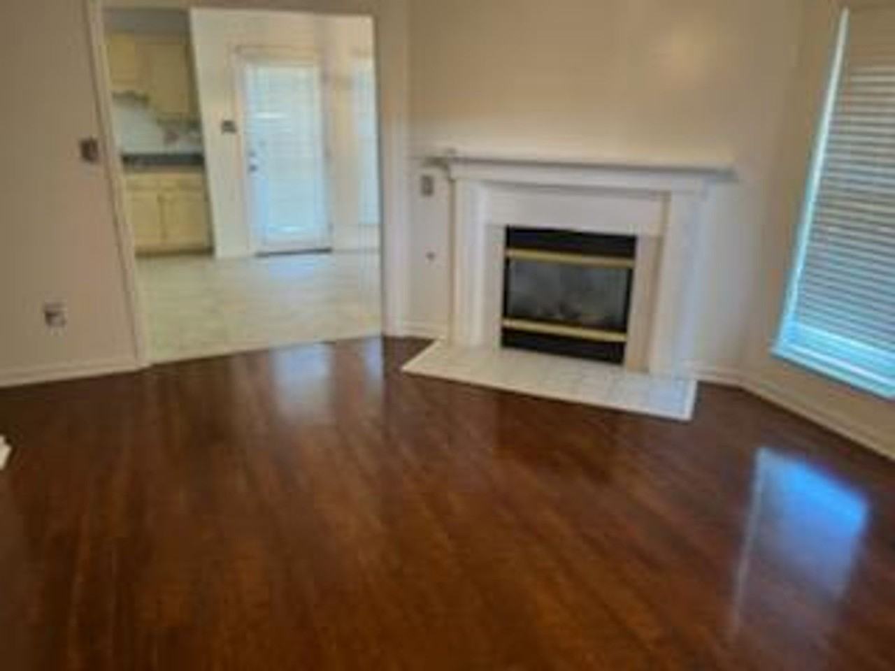 1624 Central Trails Dr - Photo 2 of 13