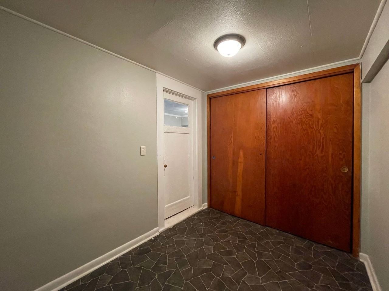 12 7th Ave Se - Photo 5 of 15