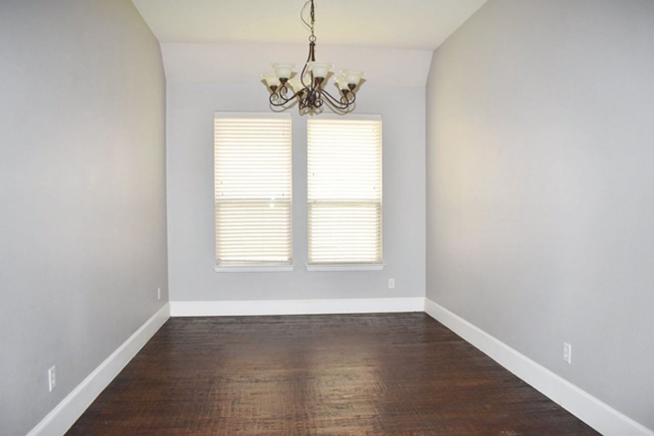 10312 Colfax Dr - Photo 4 of 20