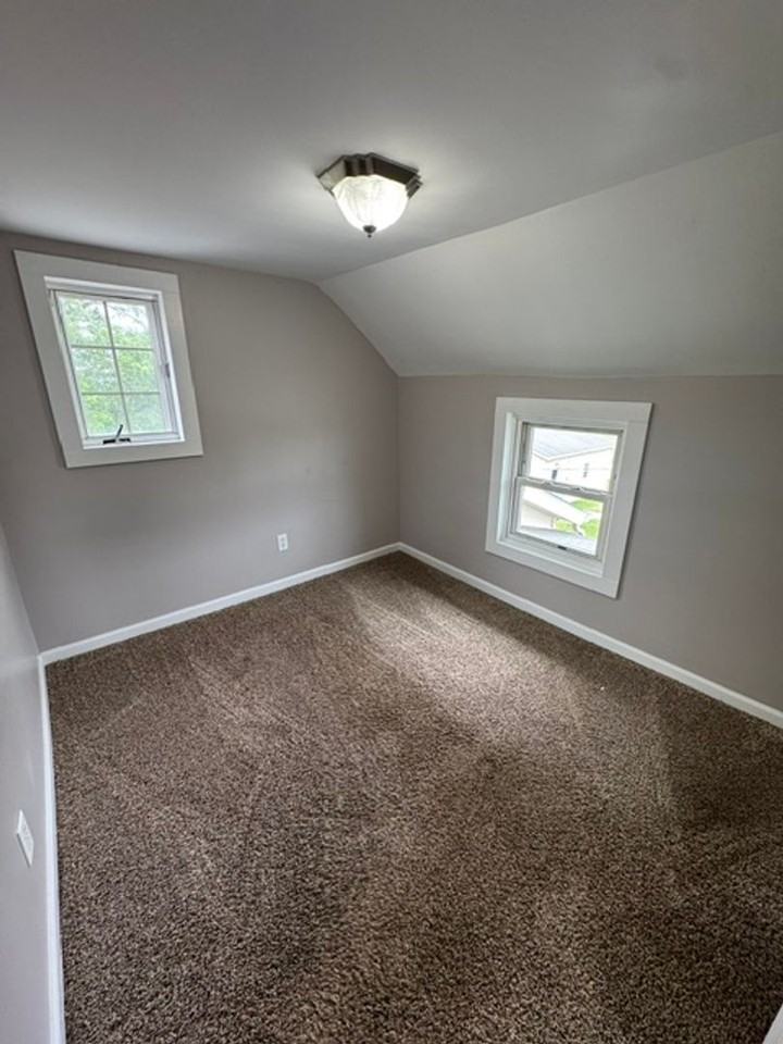 506 Constance Ave - Photo 7 of 8