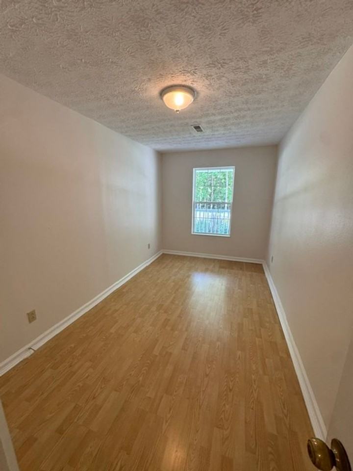 3222 Craigs Chapel Rd - Photo 5 of 9