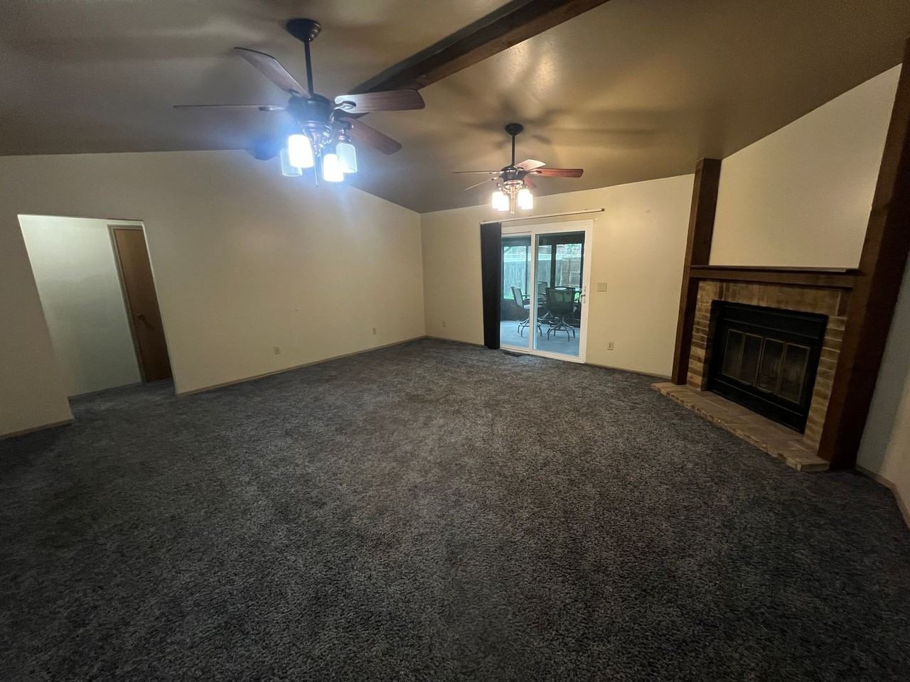 8978 Gardengate Dr - Photo 2 of 17