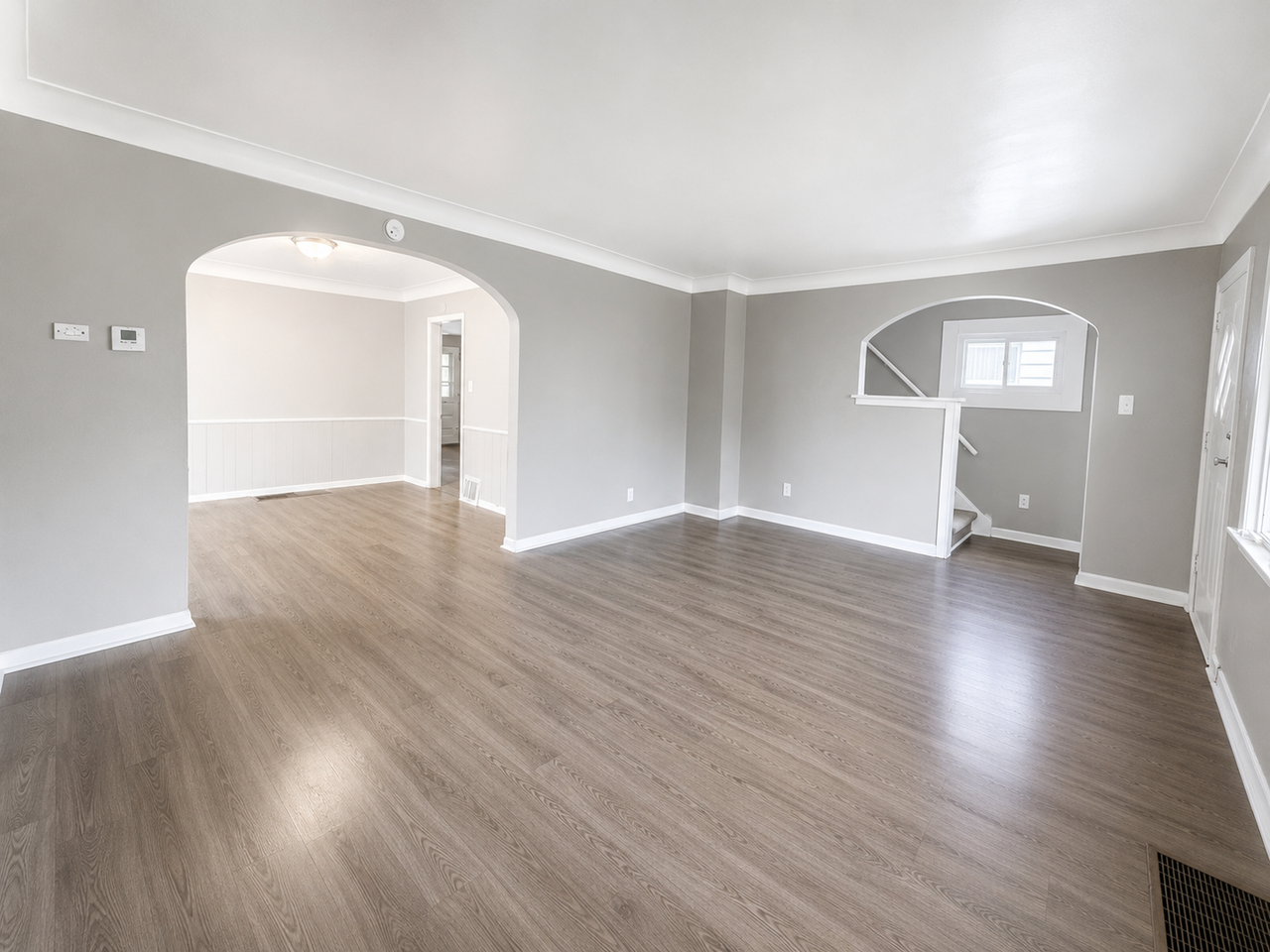 523 E Oakland St - Photo 6 of 15