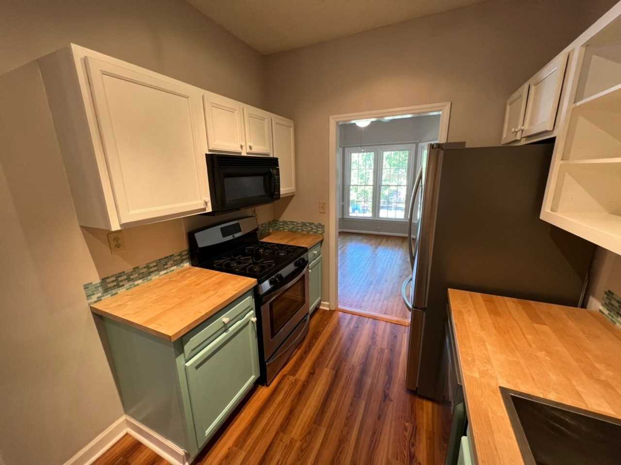 3 Landover Ct - Photo 7 of 19
