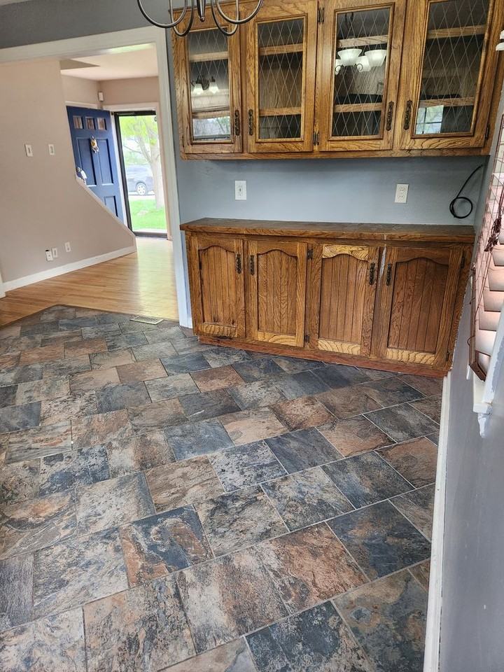 6533 Pinkney St - Photo 6 of 15