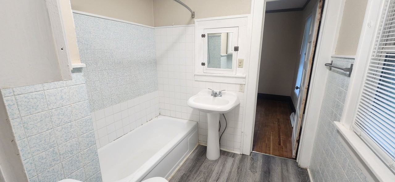 1711 Washington Ave - Photo 7 of 12