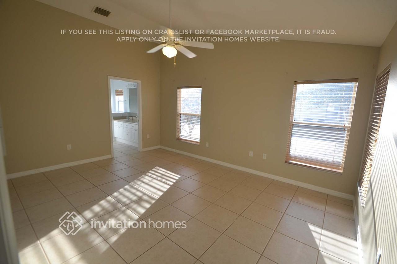 13203 Biscayne Dr - Photo 6 of 13