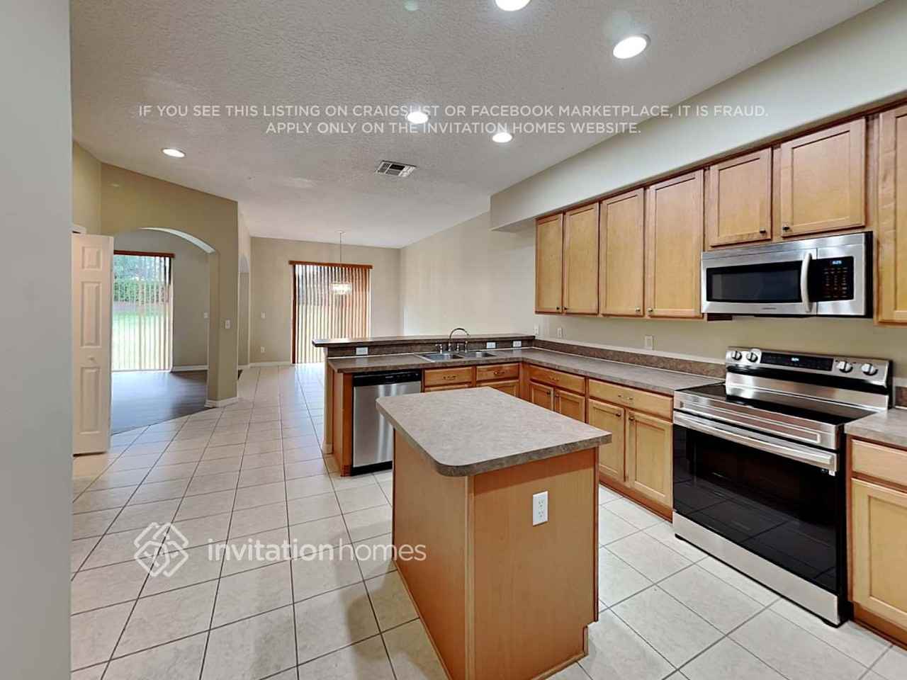 6329 Rolden Ct - Photo 7 of 19