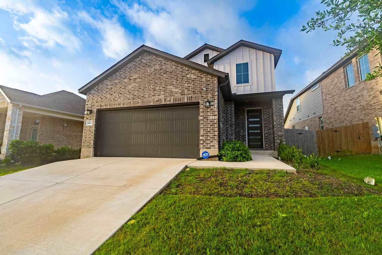 6413 Night Chinook Dr - Photo 2 of 21