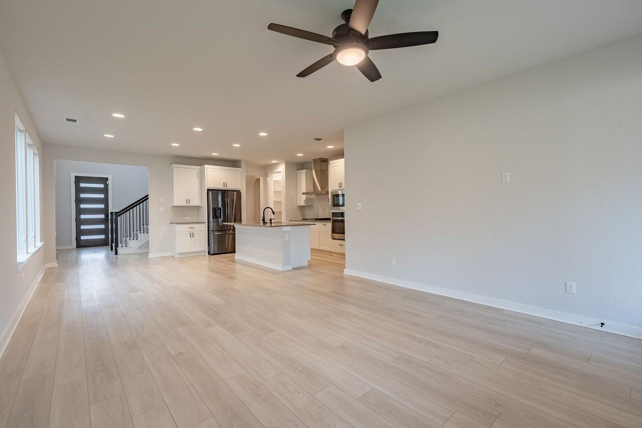 6413 Night Chinook Dr - Photo 3 of 21