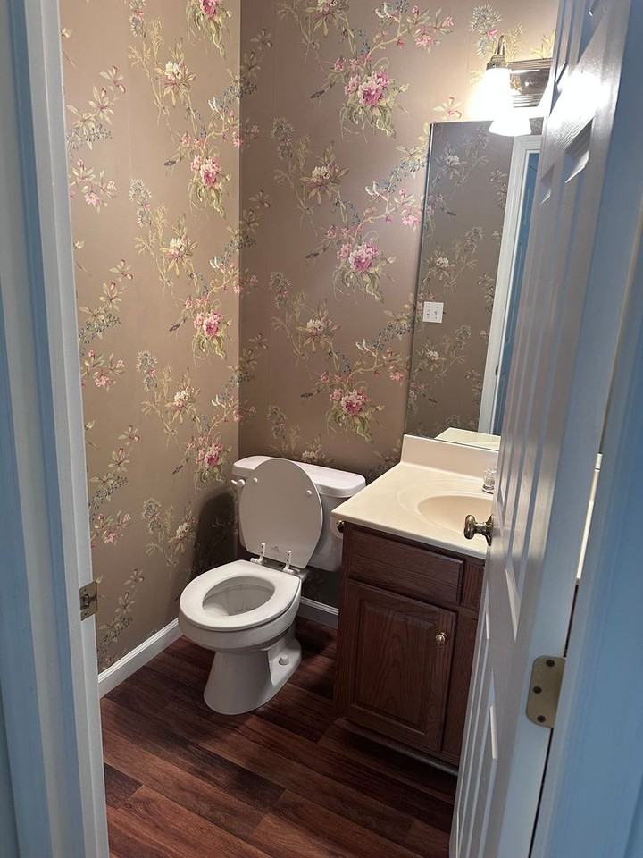 202 Amblewood Way - Photo 7 of 8