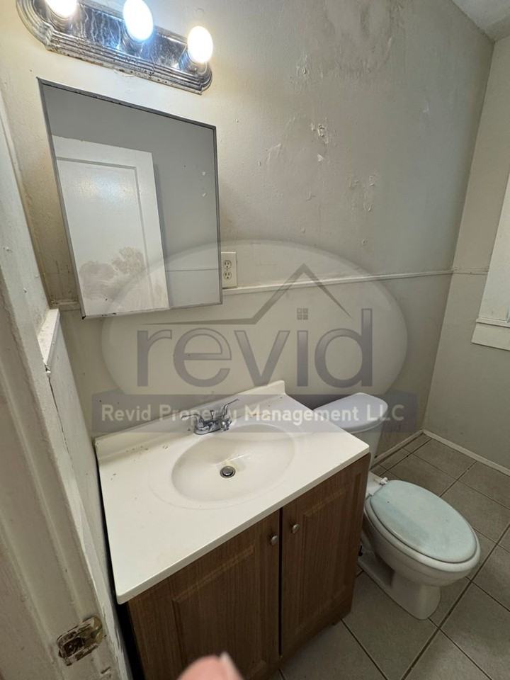 3781 Kearney Ave - Photo 5 of 9