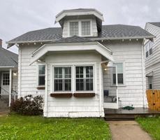featured image of 3504 S Clement Ave