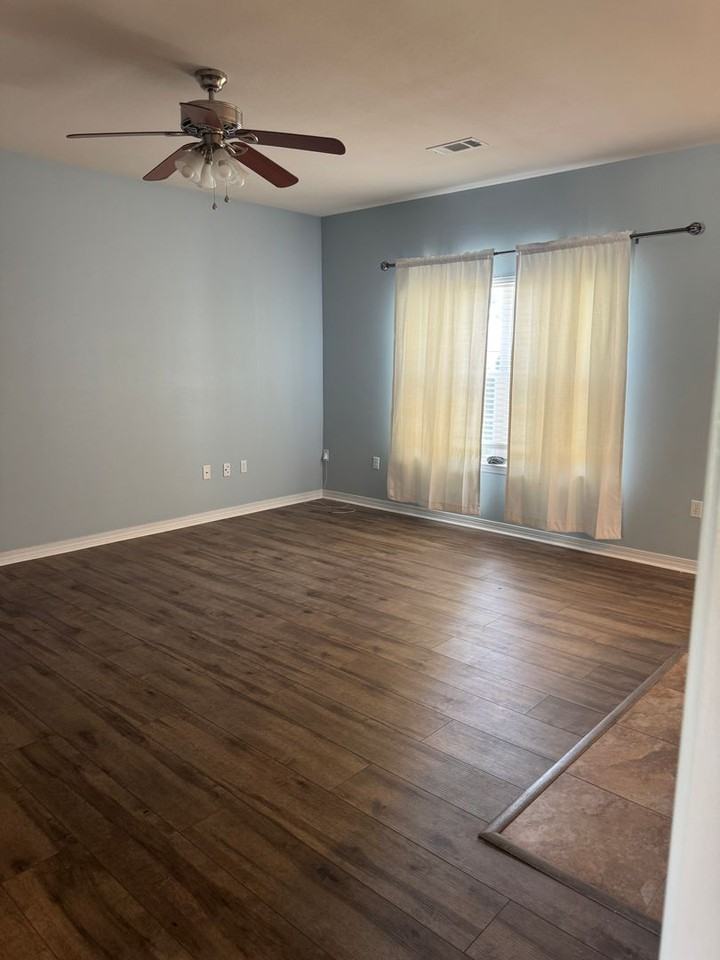 156 Creve Core Dr - Photo 4 of 44