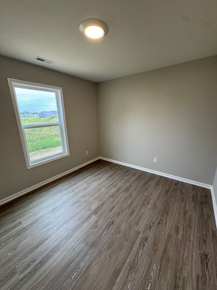 4153 Centerstone Pkwy - Photo 6 of 8