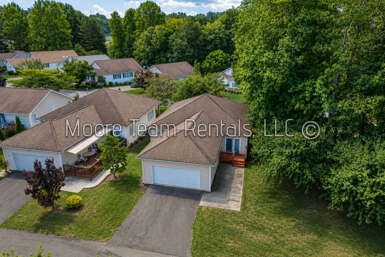 250 Highland Golf Dr - Photo 2 of 18