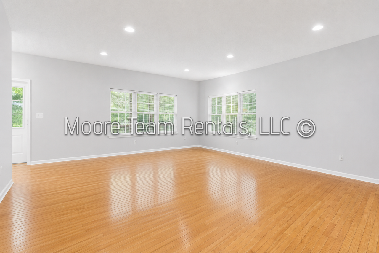 250 Highland Golf Dr - Photo 6 of 18
